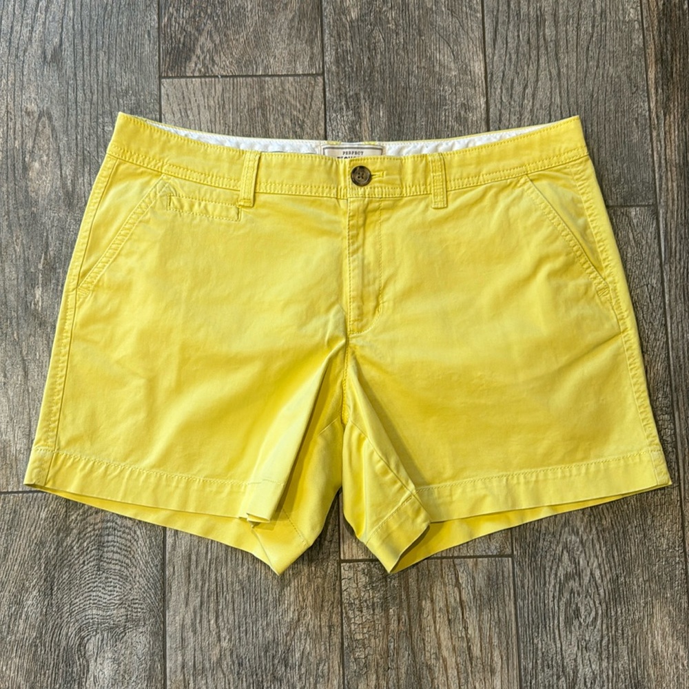 Old Navy Perfect shorts